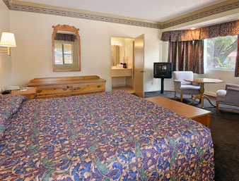 Howard Johnson Express Inn  03.[1]